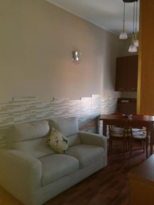 Apartamento Mice Ottima Soluzione Per Il Centro E La Svizzera Como Exterior foto