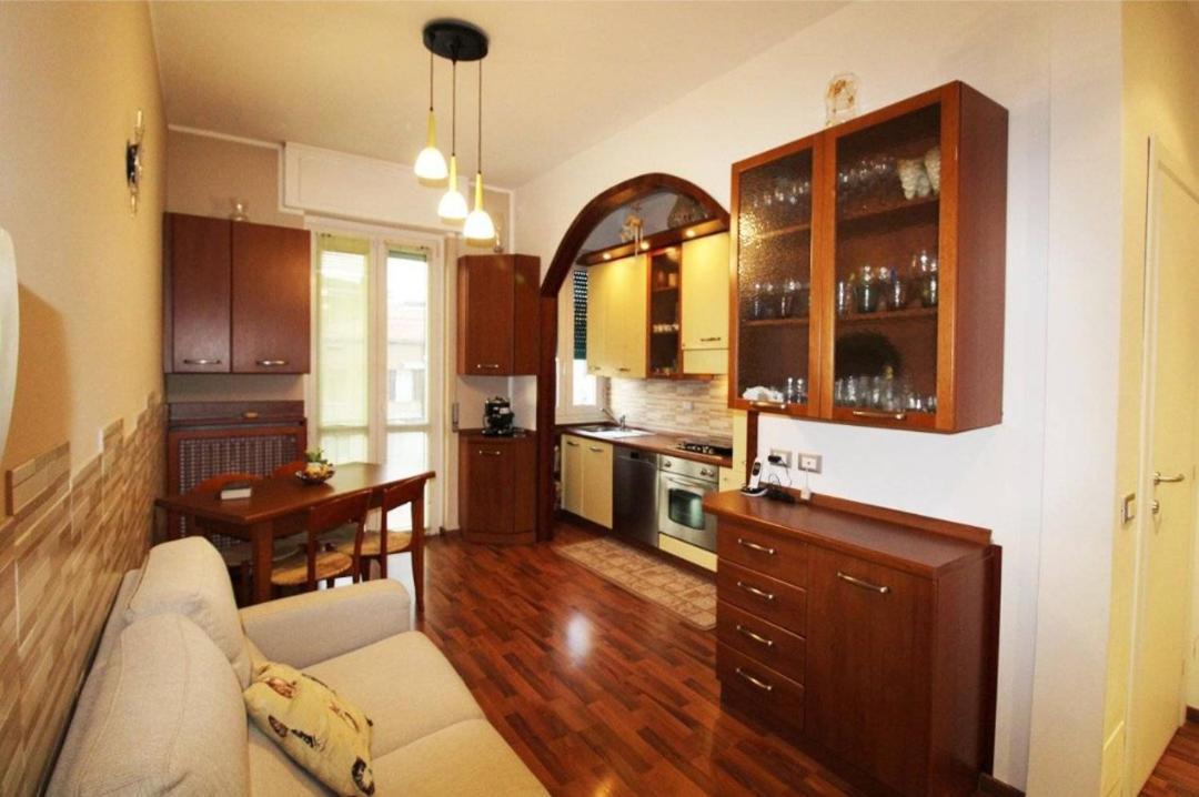 Apartamento Mice Ottima Soluzione Per Il Centro E La Svizzera Como Habitación foto